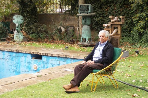 Parviz Tanavoli 600x400 - درباره هنرمند | پرویز تناولی |